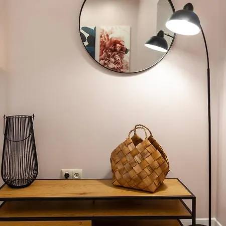 Avangard Magnus Apartment *