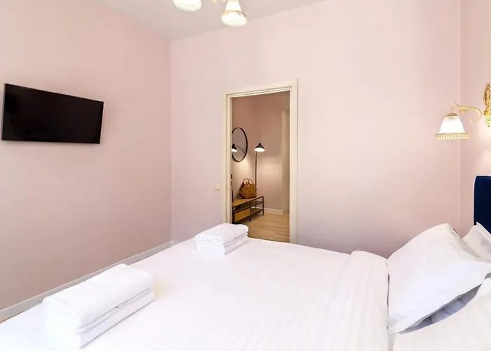 Avangard Magnus Apartment *